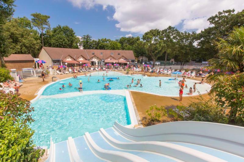 Camping Officiel Siblu Les Pierres Couchees Saint-Brevin-les-Pins 외부 사진